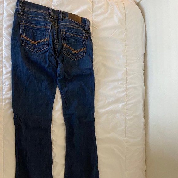 Women's BKE Stella 27L(long) Boot Cut Jeans - Picture 3 of 3